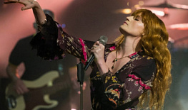  Florence + the Machine:  Lungs